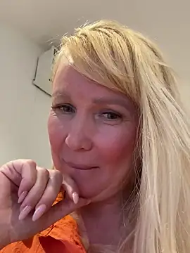 EmmaInLove23 online show from February 2025 08:49:01 AM