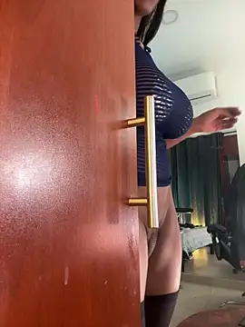 ivannapretyts online show from April 2026 04:10:02 PM