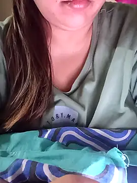  Redwine  online show from September 2025 08:00:02 PM