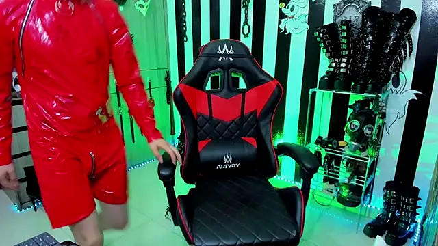 daven56 online show from February 2025 01:37:01 PM