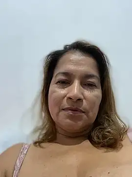 Snapshot of Jlo_69 chatting on April 2026 03:57:02 AM Jlo 69 online show from April 2026 03:57:02 AM