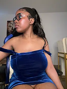 Snapshot of SSEXYBUBBLEBUTT101 chatting on December 2024 08:29:01 AM SSEXYBUBBLEBUTT101 online show from December 2024 08:29:01 AM