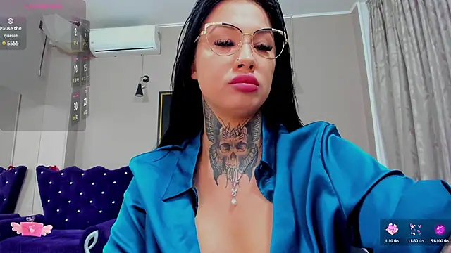 Snapshot of AngellBlackX chatting on February 2025 08:31:02 PM AngellBlackX online show from February 2025 08:31:02 PM