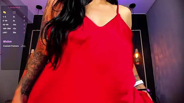 Snapshot of kira_moon__ chatting on September 2025 09:48:01 PM kira moon online show from September 2025 09:48:01 PM