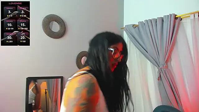 Snapshot of kira_moon__ chatting on January 2026 07:56:02 PM kira moon online show from January 2026 07:56:02 PM