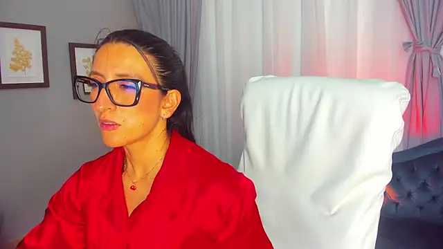 Snapshot of kira_moon__ chatting on February 2026 07:28:02 PM kira moon online show from February 2026 07:28:02 PM