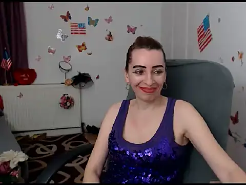 Snapshot of EvelynAngell chatting on January 2025 01:09:01 PM EvelynAngell online show from January 2025 01:09:01 PM