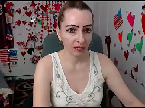 Snapshot of EvelynAngell chatting on March 2025 06:59:01 AM EvelynAngell online show from March 2025 06:59:01 AM