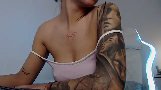 Simply the best online show from January 2025 05:17:01 PM