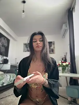 Simply the best online show from February 2026 01:05:02 PM