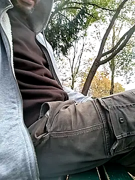 molozeb online show from November 2025 01:32:01 PM