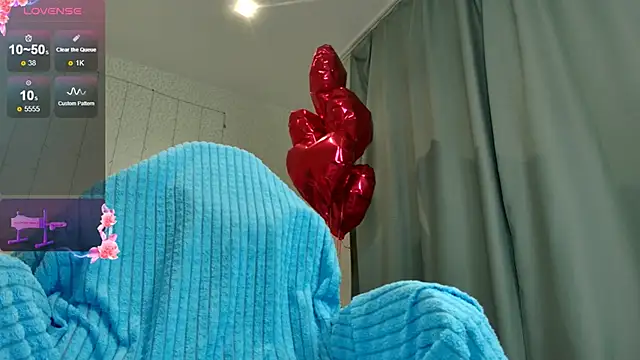 oliviiaa online show from March 2026 12:37:01 AM