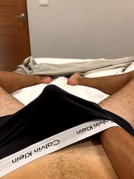 h0rnyguy001 online show from January 2026 07:21:01 AM