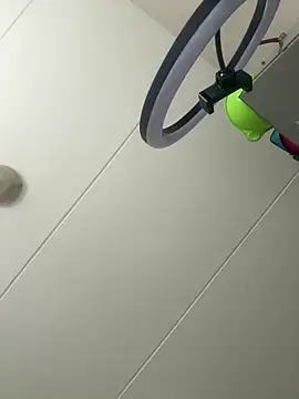 officialkhakes za online show from April 2026 02:26:01 PM