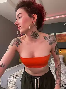 LiliJones  online show from January 2025 04:42:01 PM