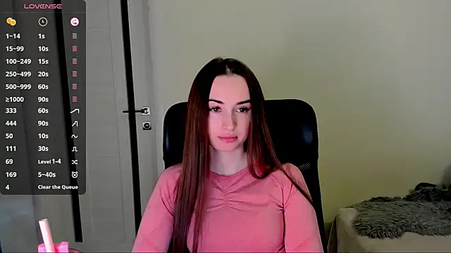 Snapshot of Kimmberr chatting on October 2025 06:17:01 AM Kimmberr online show from October 2025 06:17:01 AM