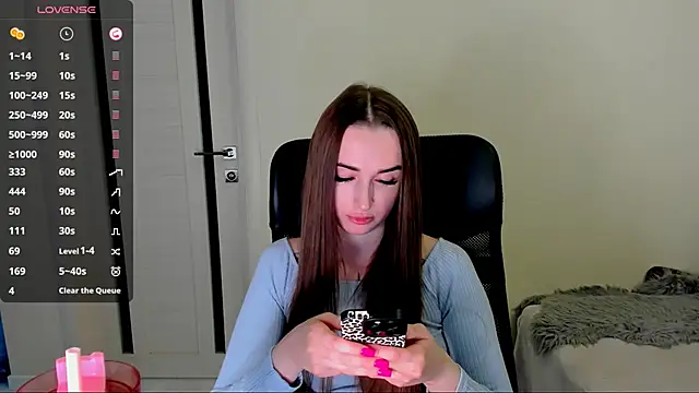 Snapshot of Kimmberr chatting on November 2025 04:22:01 AM Kimmberr online show from November 2025 04:22:01 AM