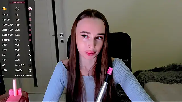 Snapshot of Kimmberr chatting on January 2026 03:44:01 AM Kimmberr online show from January 2026 03:44:01 AM