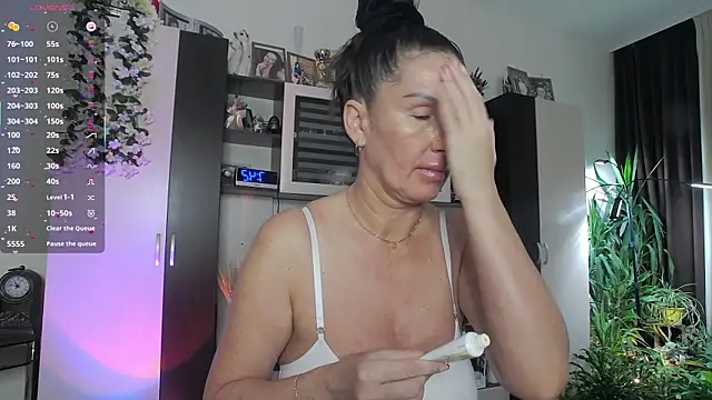 SheilaRyan online show from February 2026 04:42:02 AM