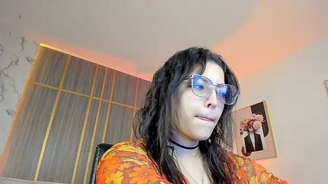 Dollar-girl online show from March 2026 02:10:02 PM