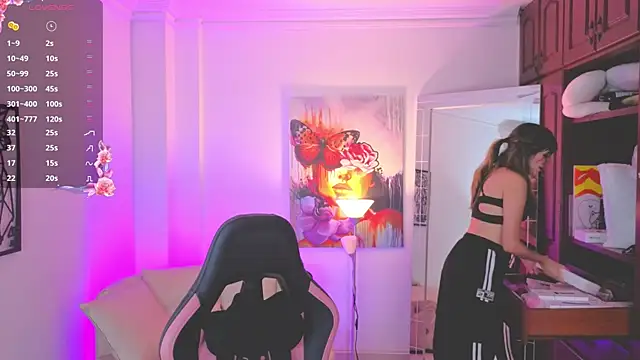 NATAASHA    online show from October 2025 06:43:01 PM