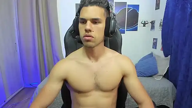 JacobKirito online show from December 2024 12:42:02 AM