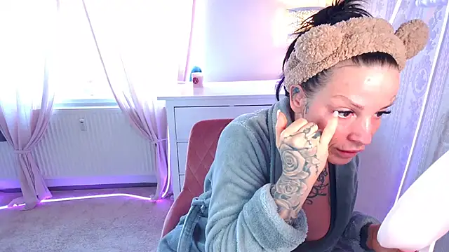 EmilyDiazofficial online show from February 2026 09:08:02 AM