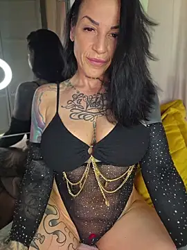 EmilyDiazofficial online show from July 2026 12:00:01 PM