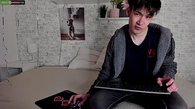 CalvinOwens online show from March 2025 03:43:01 AM