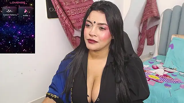 lakshmiraniii online show from November 2025 12:07:02 PM