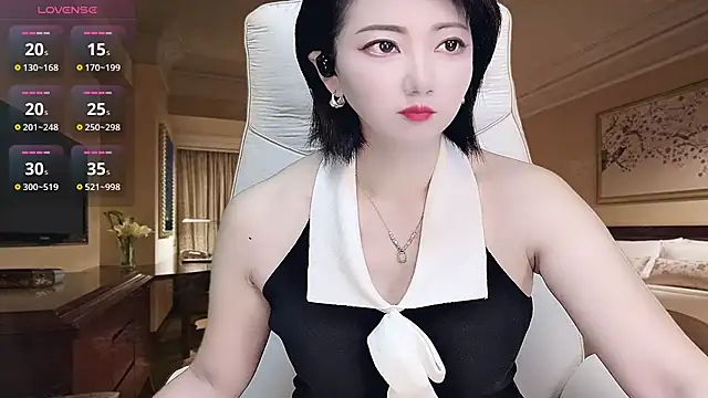 Snapshot of Mist_lili chatting on September 2025 12:49:01 AM Mist lili online show from September 2025 12:49:01 AM