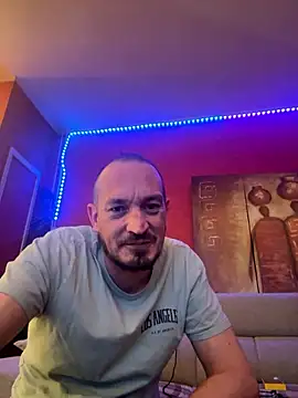 Snapshot of Denislamalice34 chatting on January 2026 08:43:02 PM Denislamalice34 online show from January 2026 08:43:02 PM