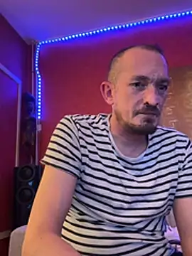 Snapshot of Denislamalice34 chatting on January 2026 08:47:01 PM Denislamalice34 online show from January 2026 08:47:01 PM