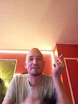 Snapshot of Denislamalice34 chatting on February 2026 08:08:02 PM Denislamalice34 online show from February 2026 08:08:02 PM