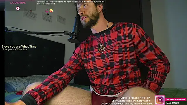 Snapshot of just_maxii chatting on March 2025 02:05:01 AM just maxii online show from March 2025 02:05:01 AM