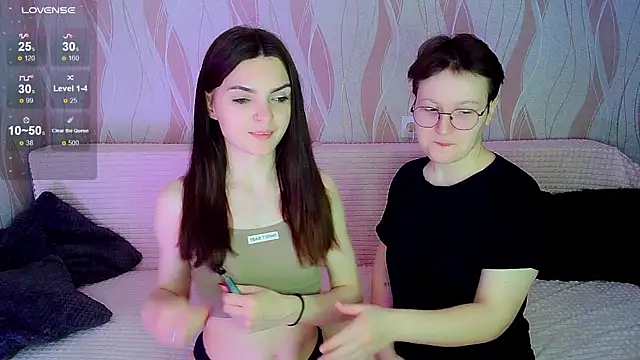  crazy baby  online show from November 2025 08:38:02 PM