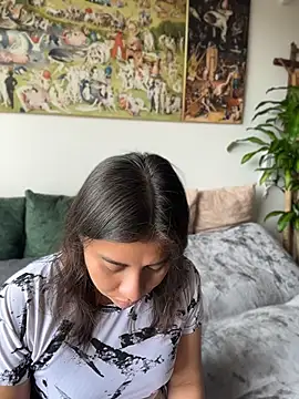 Nina-Eros1 online show from April 2026 05:50:02 PM