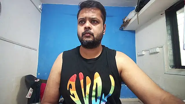 Snapshot of dirtybearr chatting on March 2025 05:00:02 AM dirtybearr online show from March 2025 05:00:02 AM