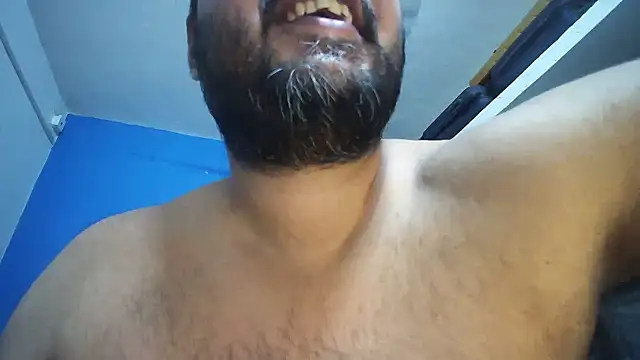 Snapshot of dirtybearr chatting on March 2025 07:18:01 PM dirtybearr online show from March 2025 07:18:01 PM