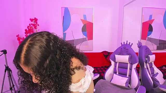 Alice candace online show from January 2025 12:17:02 PM