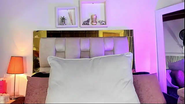 emmy r online show from October 2025 12:15:01 PM