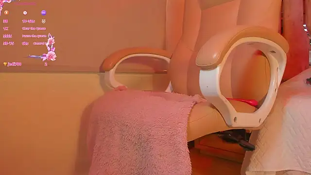 ari monet online show from March 2025 05:57:01 PM