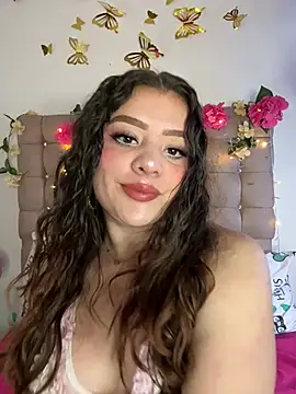 Jullieetta online show from March 2026 07:20:02 PM