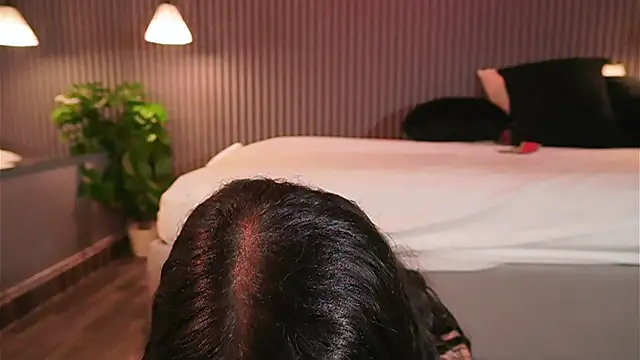 EriKlein online show from February 2026 08:42:02 PM