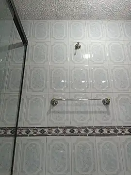 juanna31 online show from November 2025 05:02:01 PM