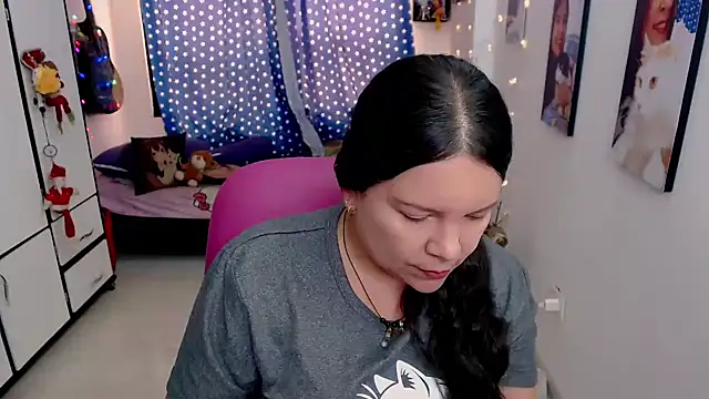 claryssa  online show from February 2026 07:46:01 PM