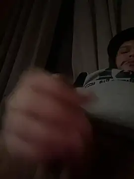 brunogordin69 online show from May 2026 02:31:02 AM