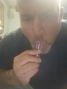 Snapshot of bigdoog8 chatting on June 2026 10:11:02 PM bigdoog8 online show from June 2026 10:11:02 PM