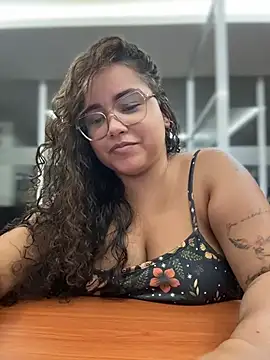 CurlyGirl 1 online show from July 2026 01:42:01 AM