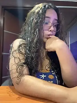 CurlyGirl 1 online show from August 2026 12:56:02 AM